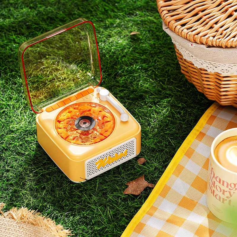 Retro white noise Bluetooth speaker wireless small high pitched vinyl record speaker